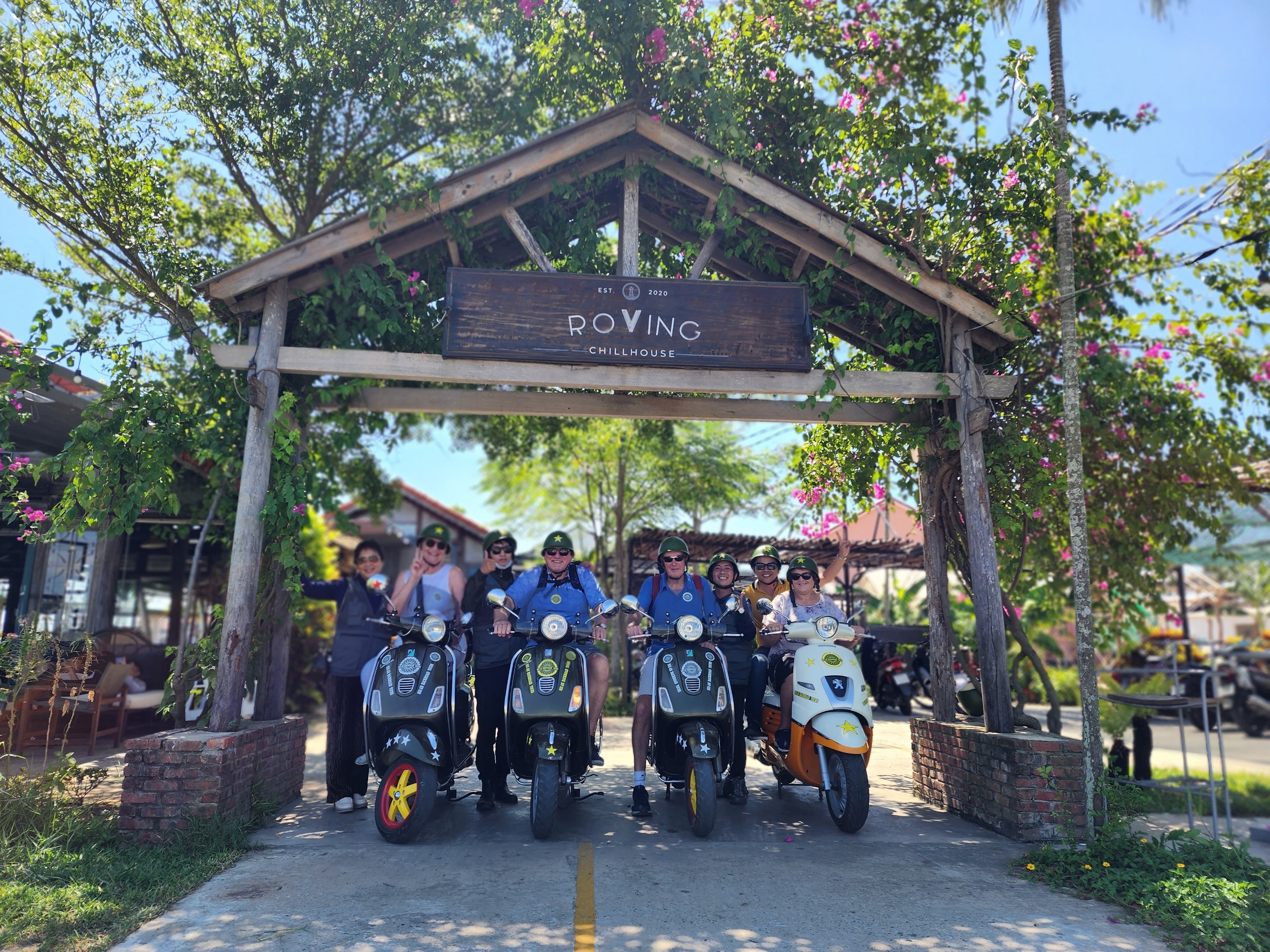 Tour trong ngày I Trải nghiệm văn hoá ở ngoại thành Hội An bằng xe máy Vespa